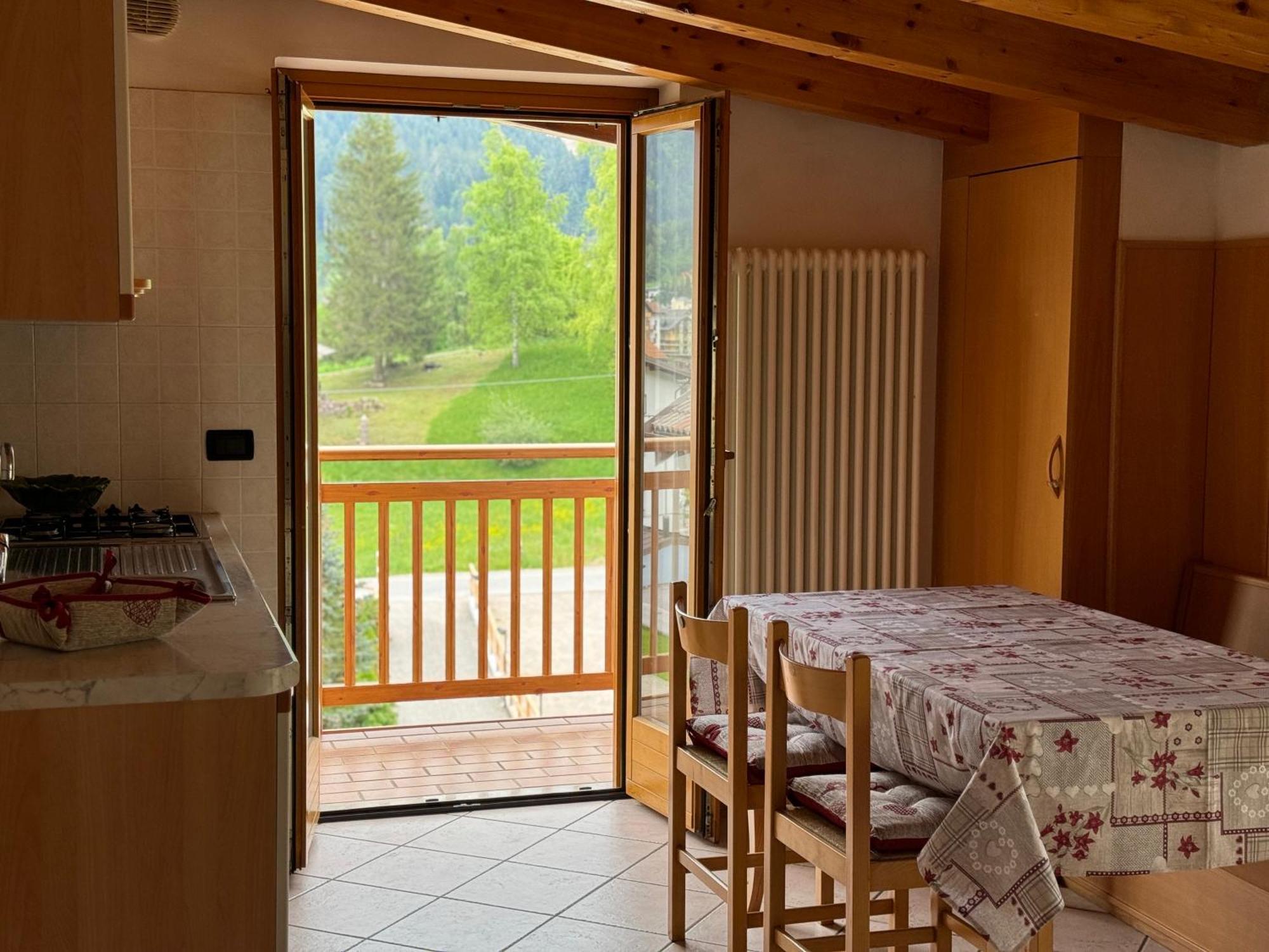 Bilocale Baciato Dal Sole Apartman Andalo Kültér fotó