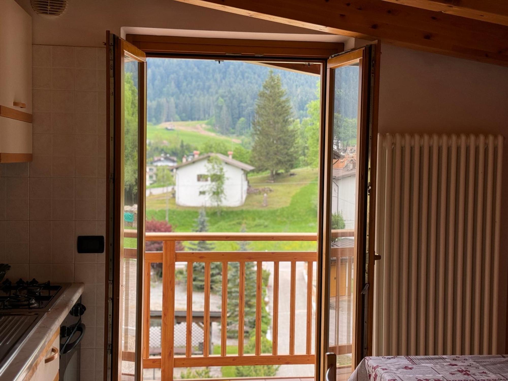 Bilocale Baciato Dal Sole Apartman Andalo Kültér fotó