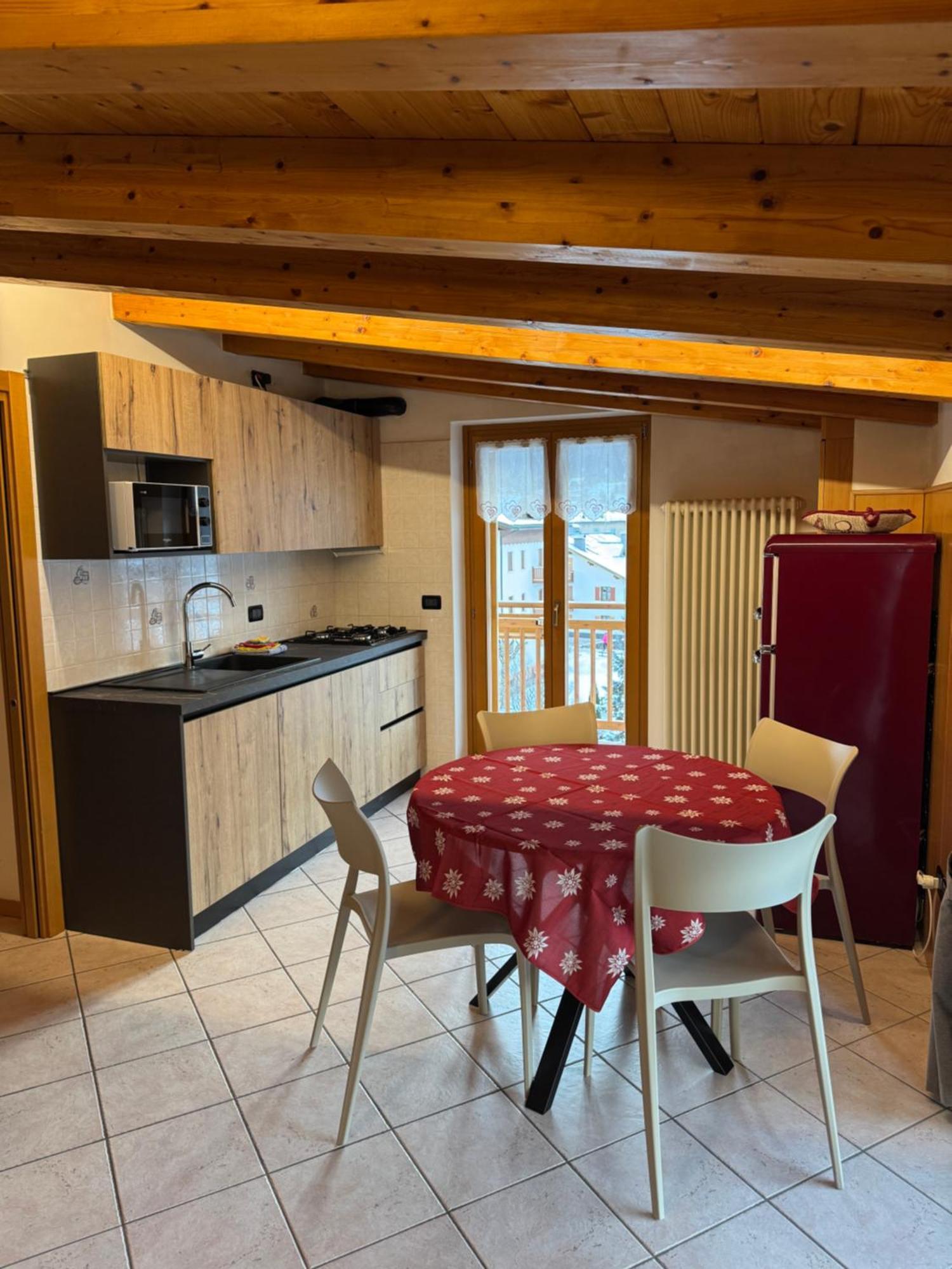 Bilocale Baciato Dal Sole Apartman Andalo Kültér fotó